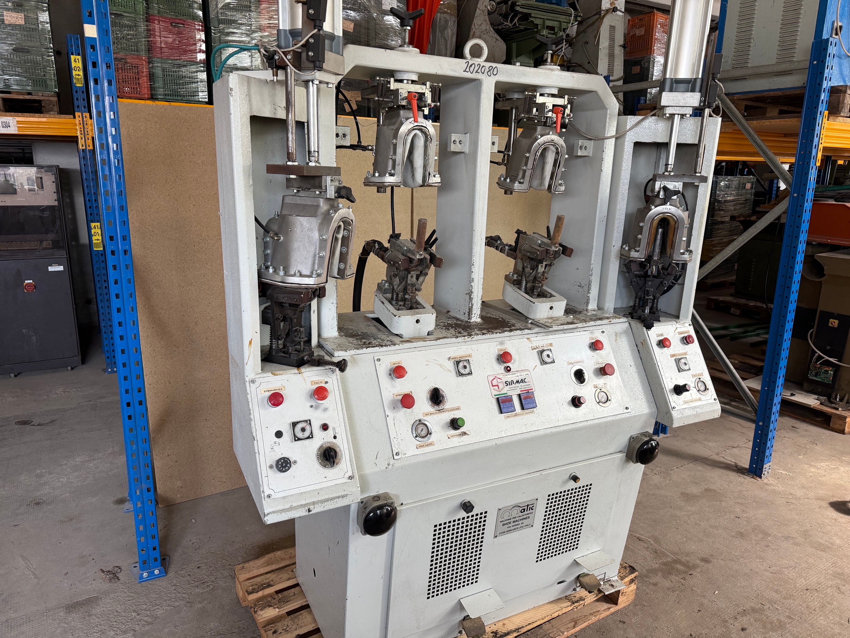 Matic SRL 4-station backpart moulding system