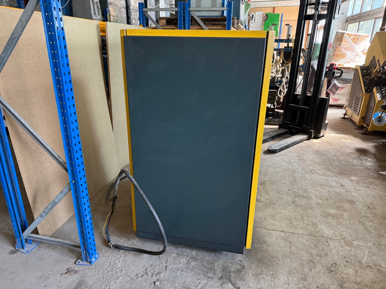 Kaeser BSD 72 screw compressor