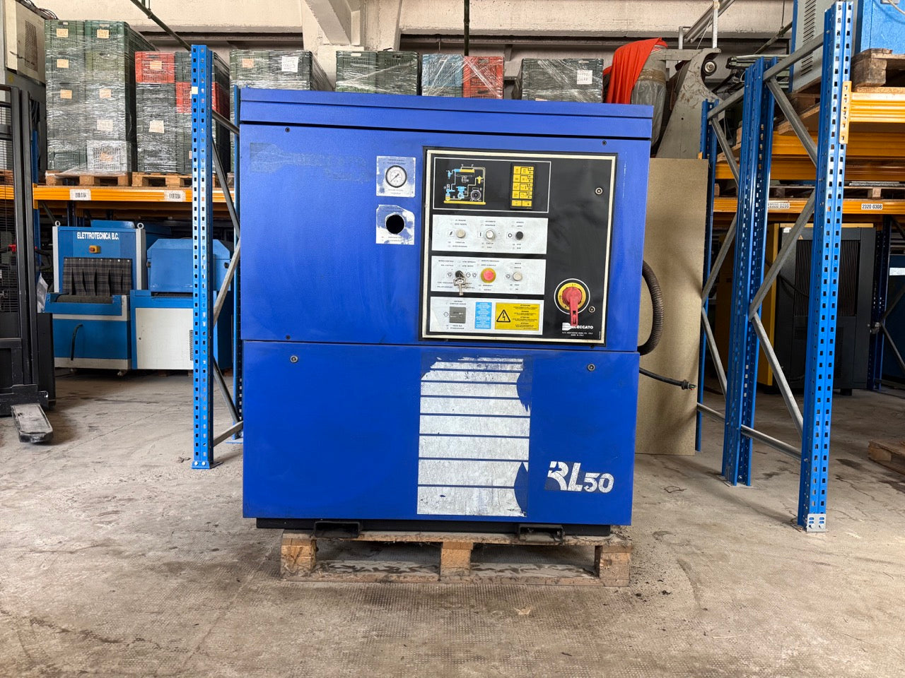 Ceccato R250.8 screw compressor