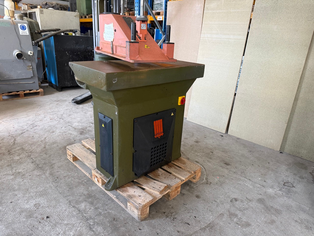 ATOM Multiforce MF 24 T25