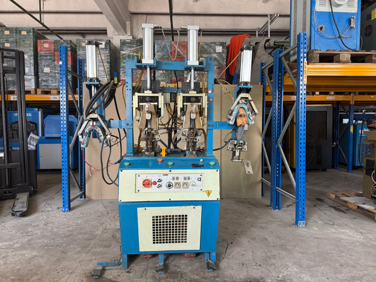 Alfa Meccanica 4 stations backpart moulding system
