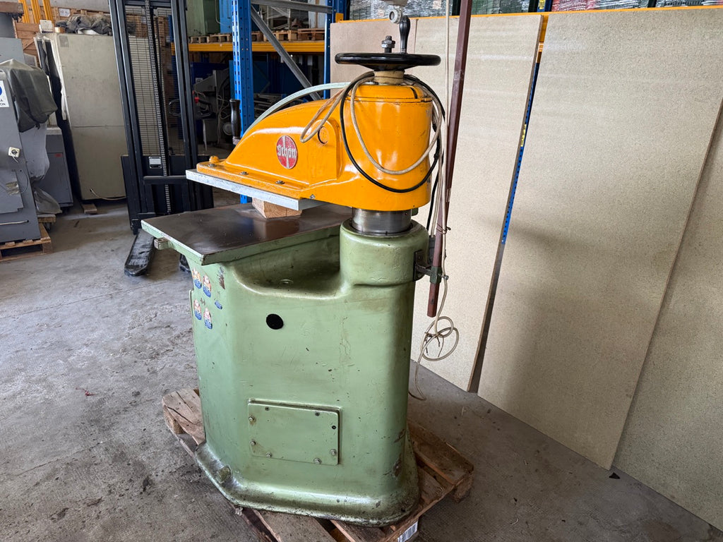 Schön hydraulic click press / cutting machine
