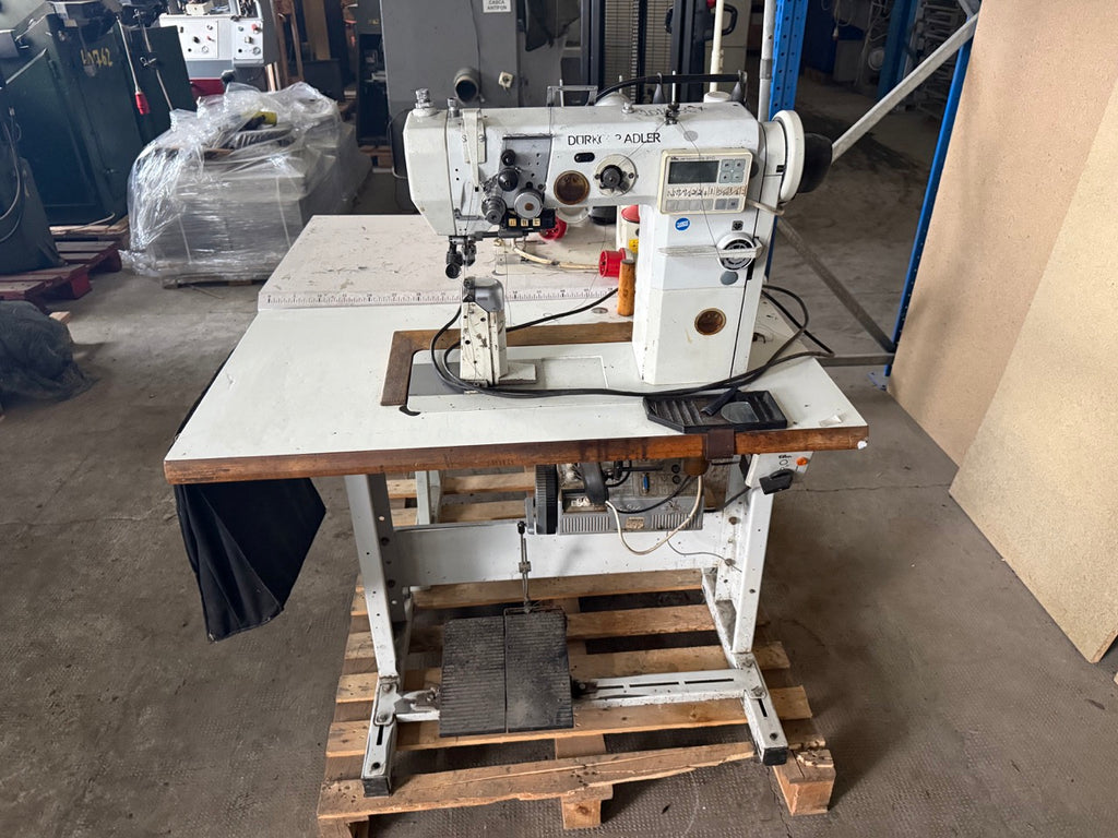 Dürkopf Adler 888 post-bed industrial stitching machine