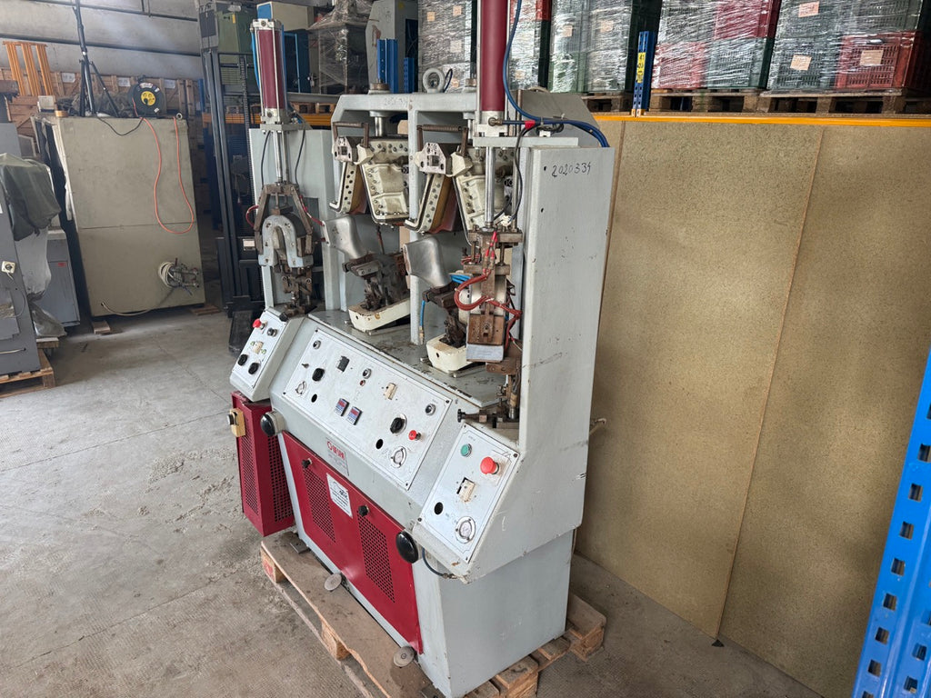 Matic SRL 4-station  backpart moulding system
