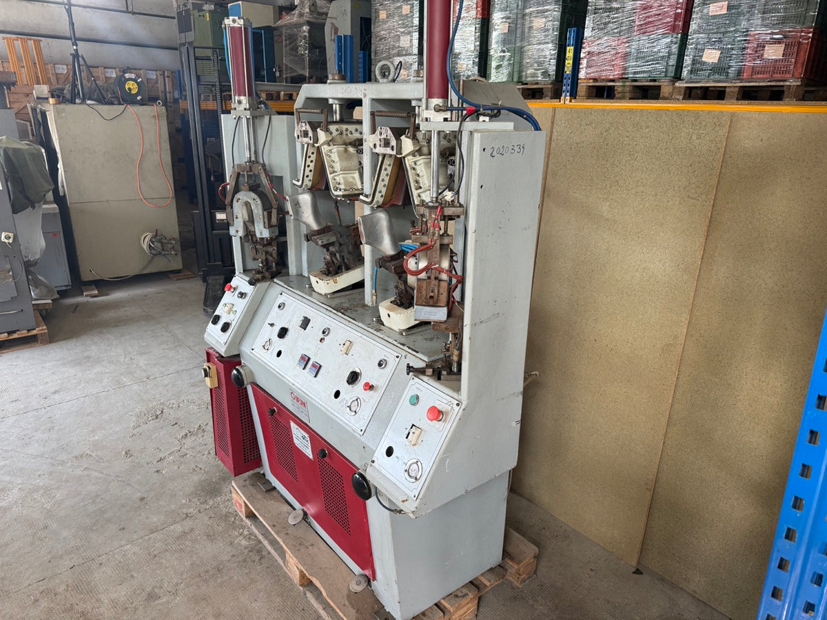 Matic SRL 4-station  backpart moulding system