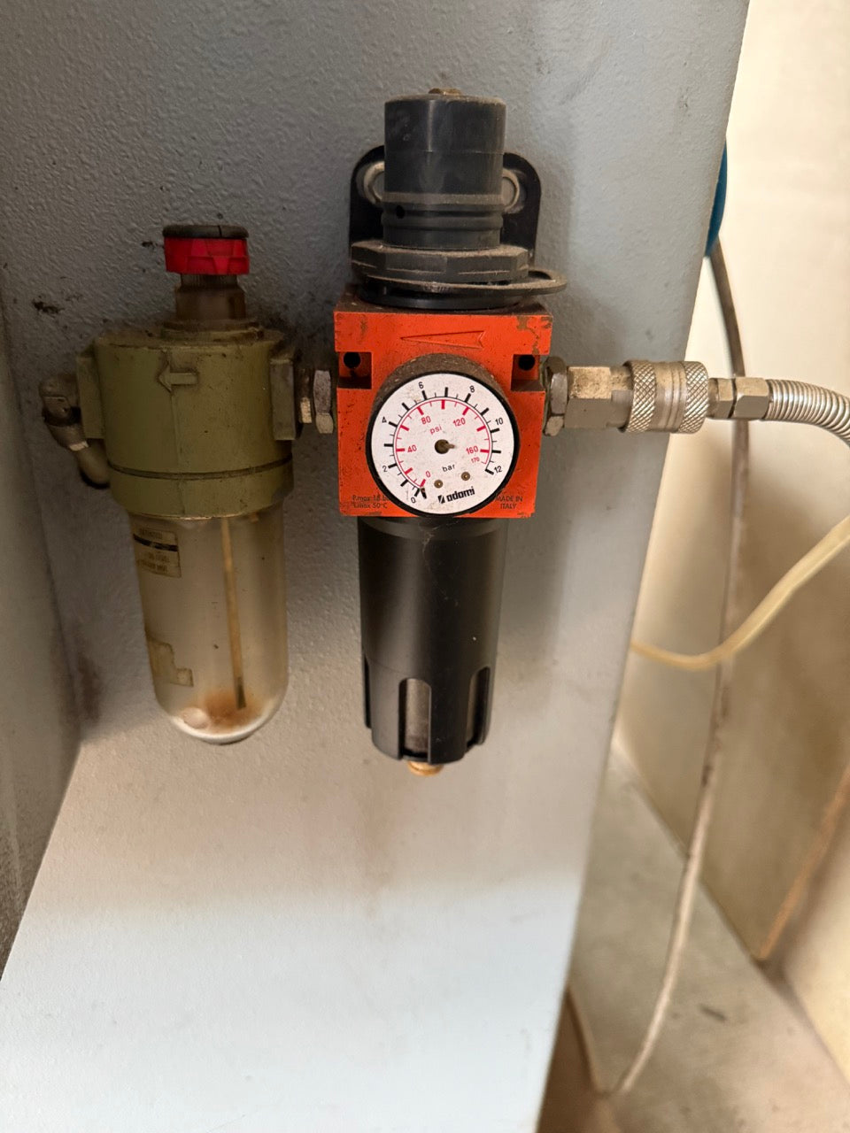 Matic SRL 4-station  backpart moulding system