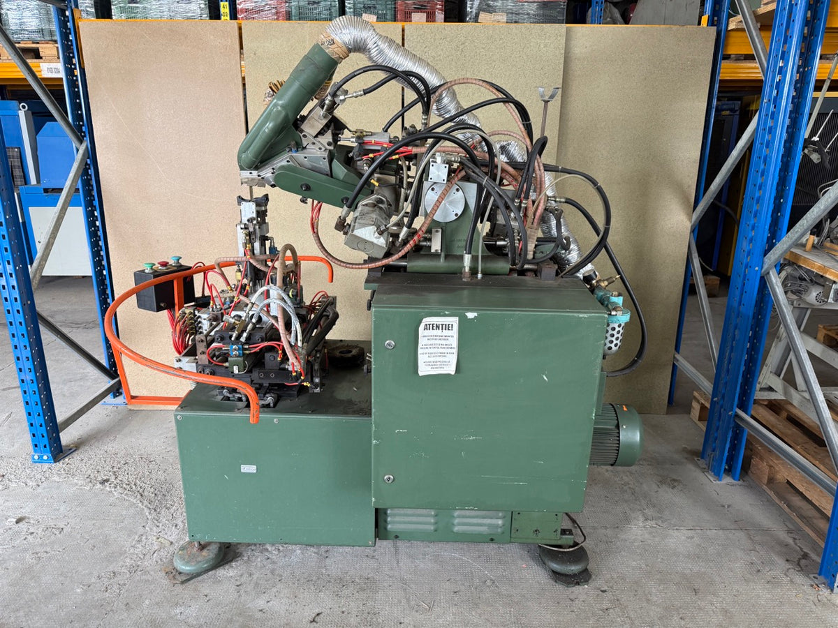 International AR-C automatic bottom roughin machine