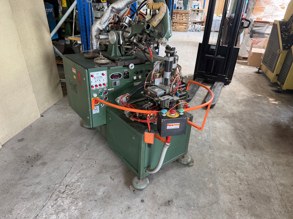 International AR-C automatic bottom roughin machine