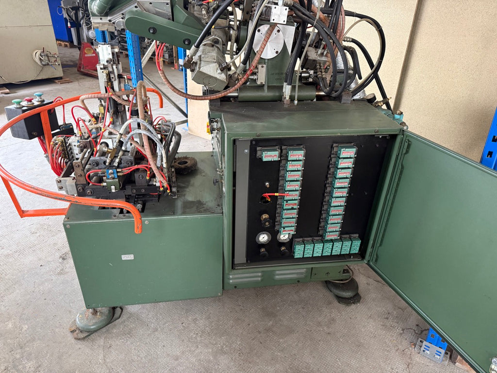 International AR-C automatic bottom roughin machine