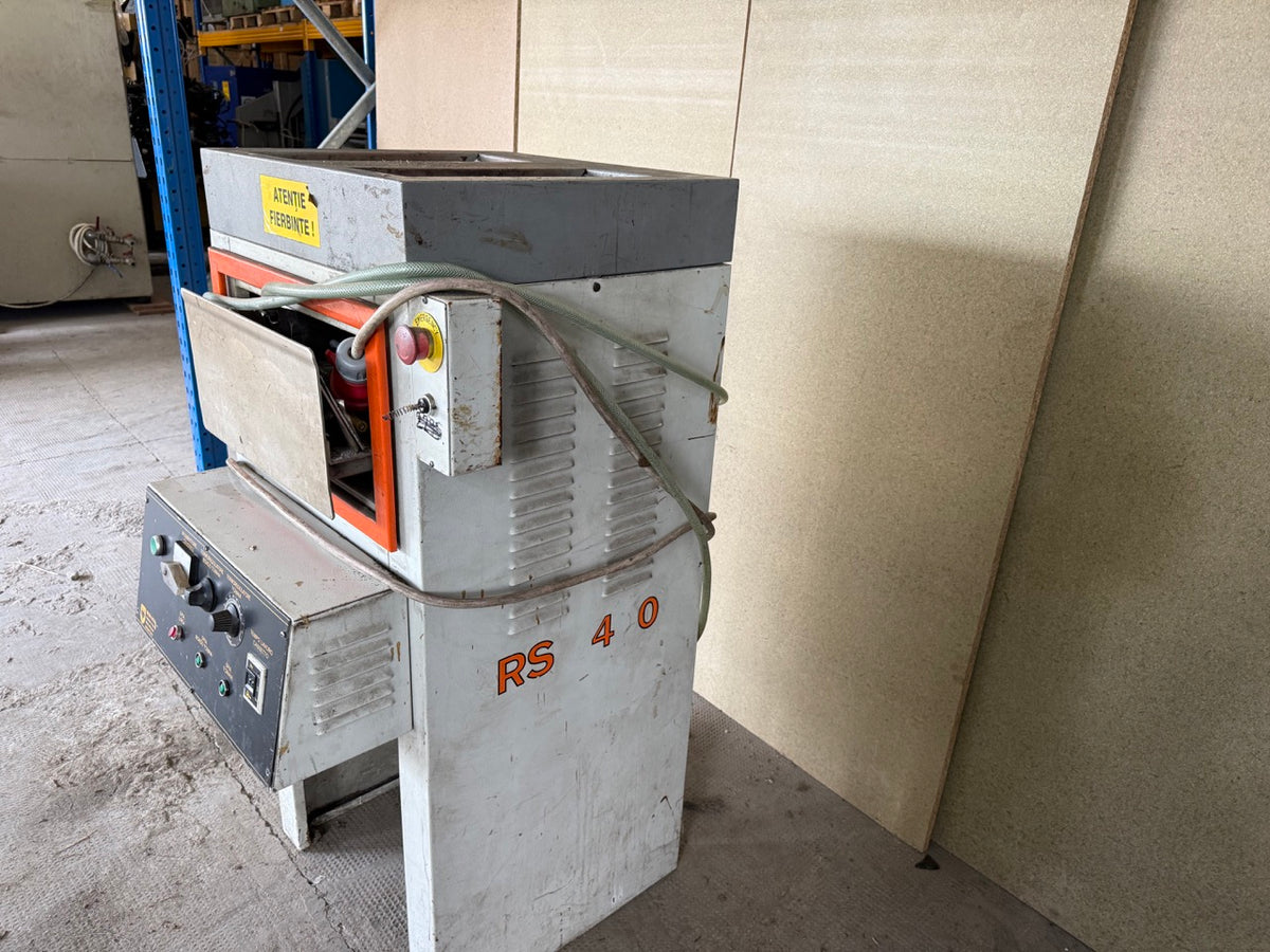 Iron Fox RS2400 actovator for gluing shoe soles