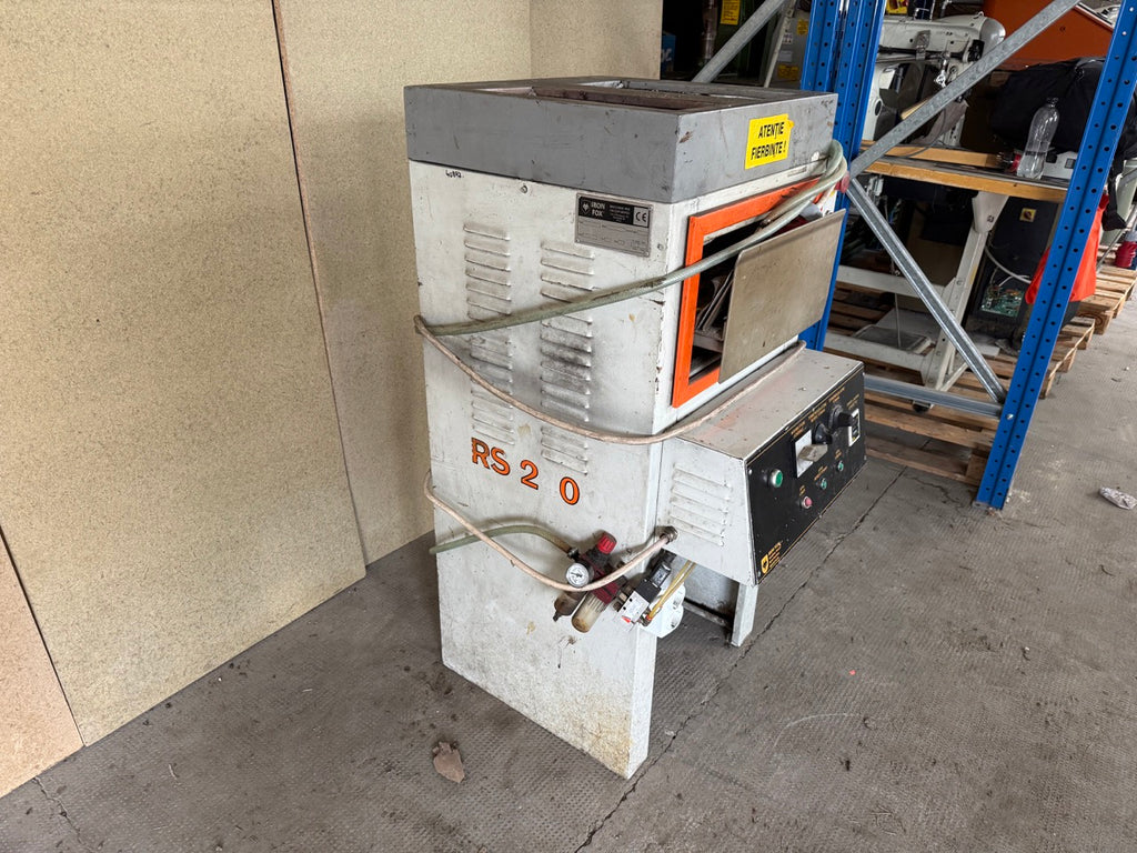 Iron Fox RS2400 actovator for gluing shoe soles