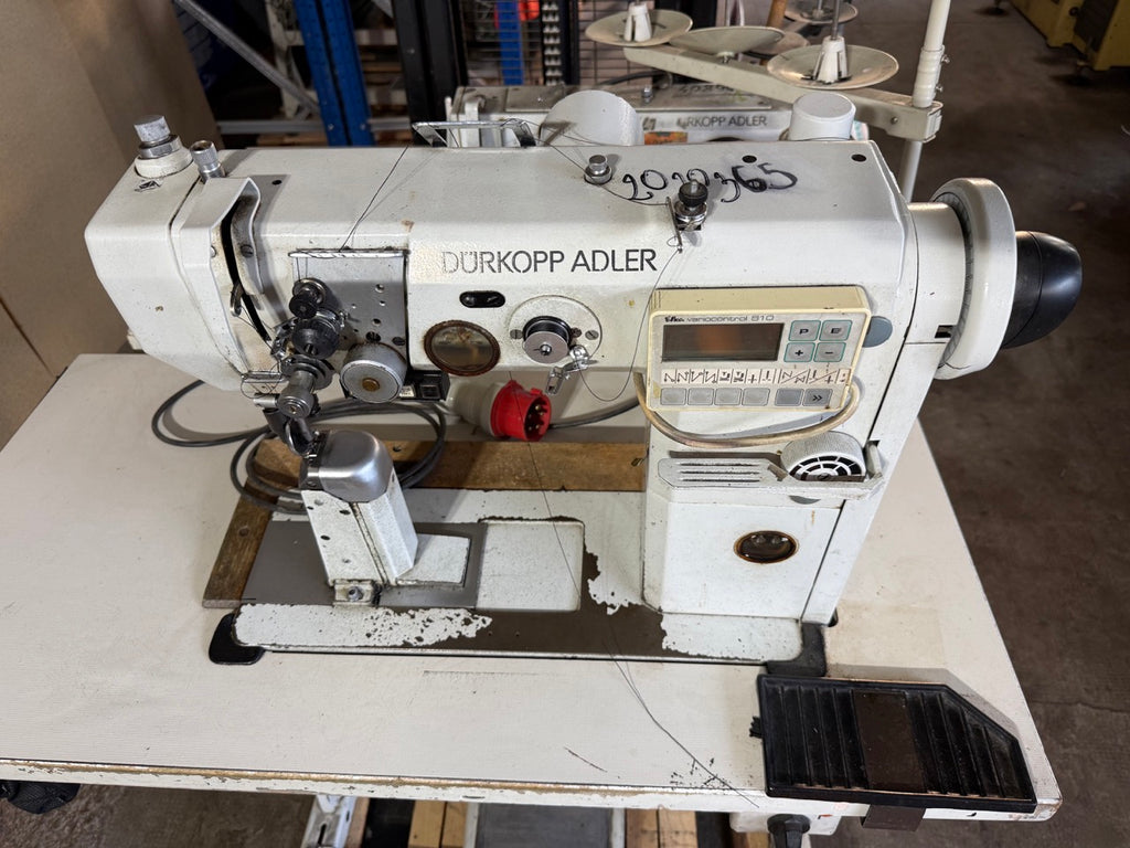 Dürkopf Adler 4180-547 post-bed industrial stitching machine